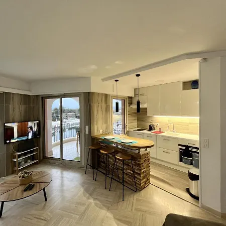Studio moderne - Port de Mandelieu - Proche Mer Extérieur photo